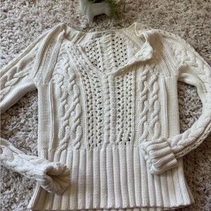 Tommy Hilfiger White V-Neck Sweater with Intricate Cable Knit